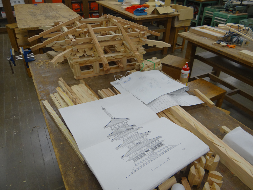 建築学科の制作風景